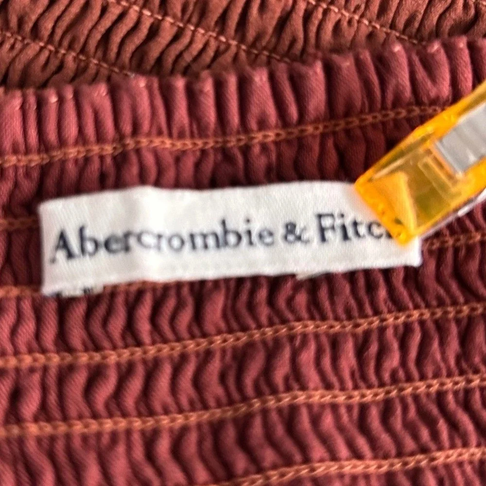 Abercrombie & Fitch Top Small‎